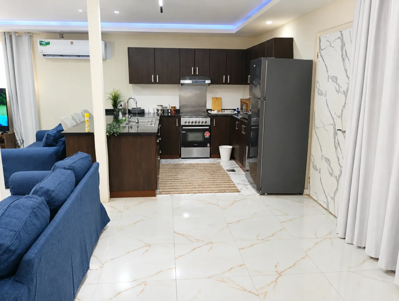 Al shareq rest — photo 15