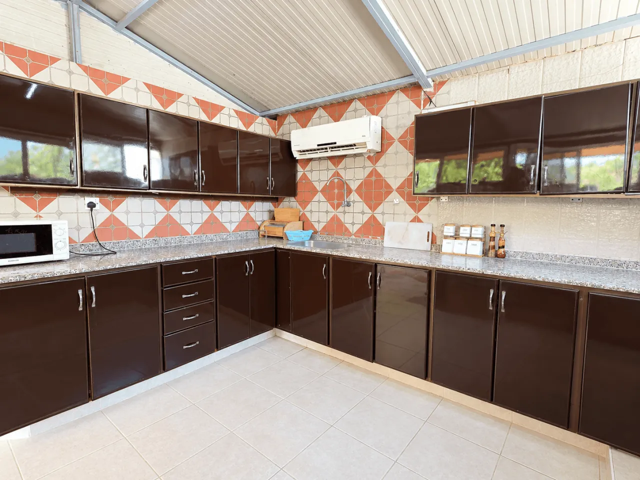 Palm Haven Farmhouse | Wadi Ashwani Escape — photo 25