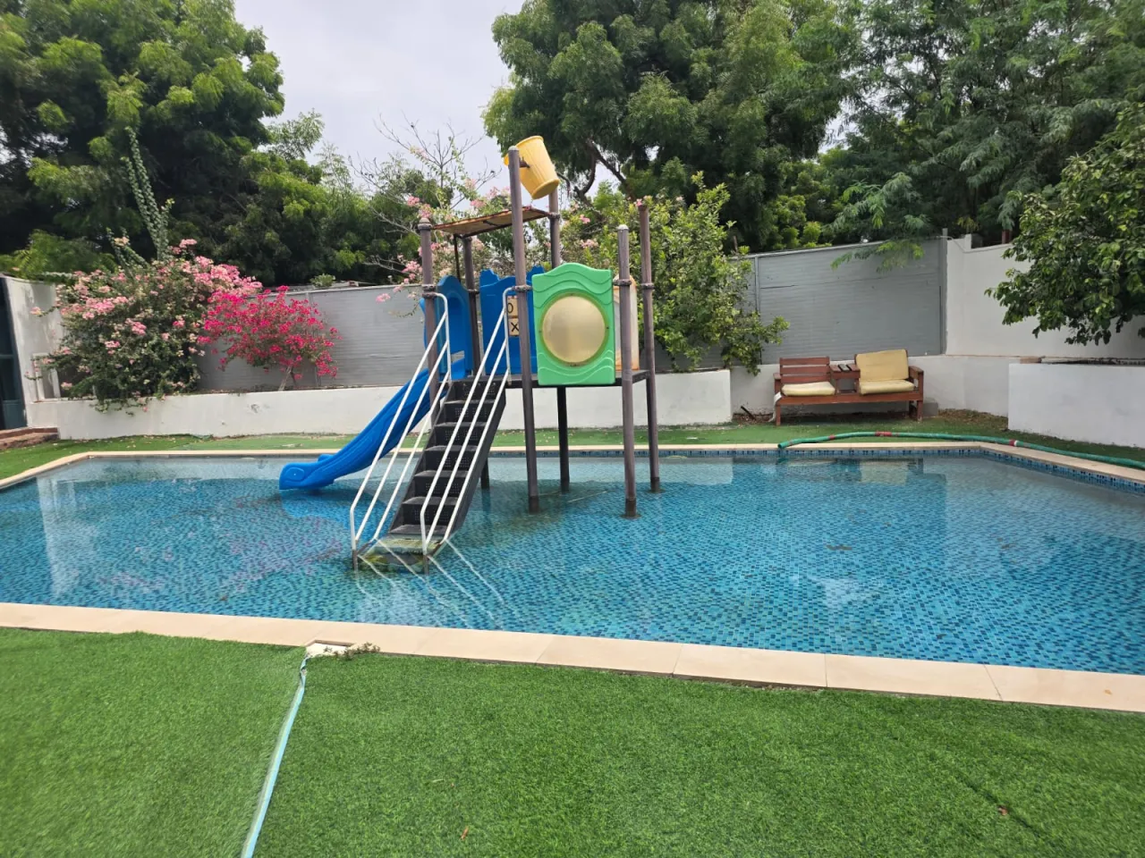 Al shareq rest — photo 16